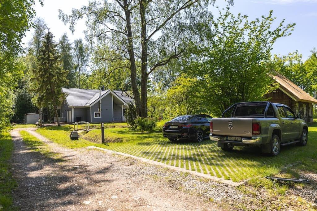 Modern Villa With Sauna & Hot Tub Hiiumaa Kültér fotó